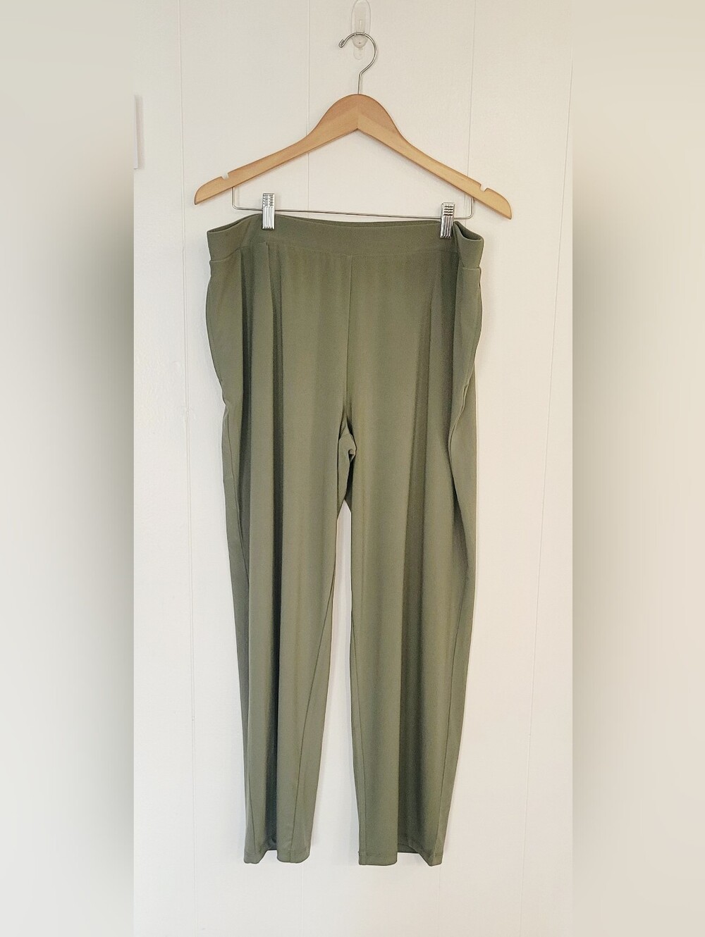 Susan Graver Olive Knit Pull-On Straight Leg Pants